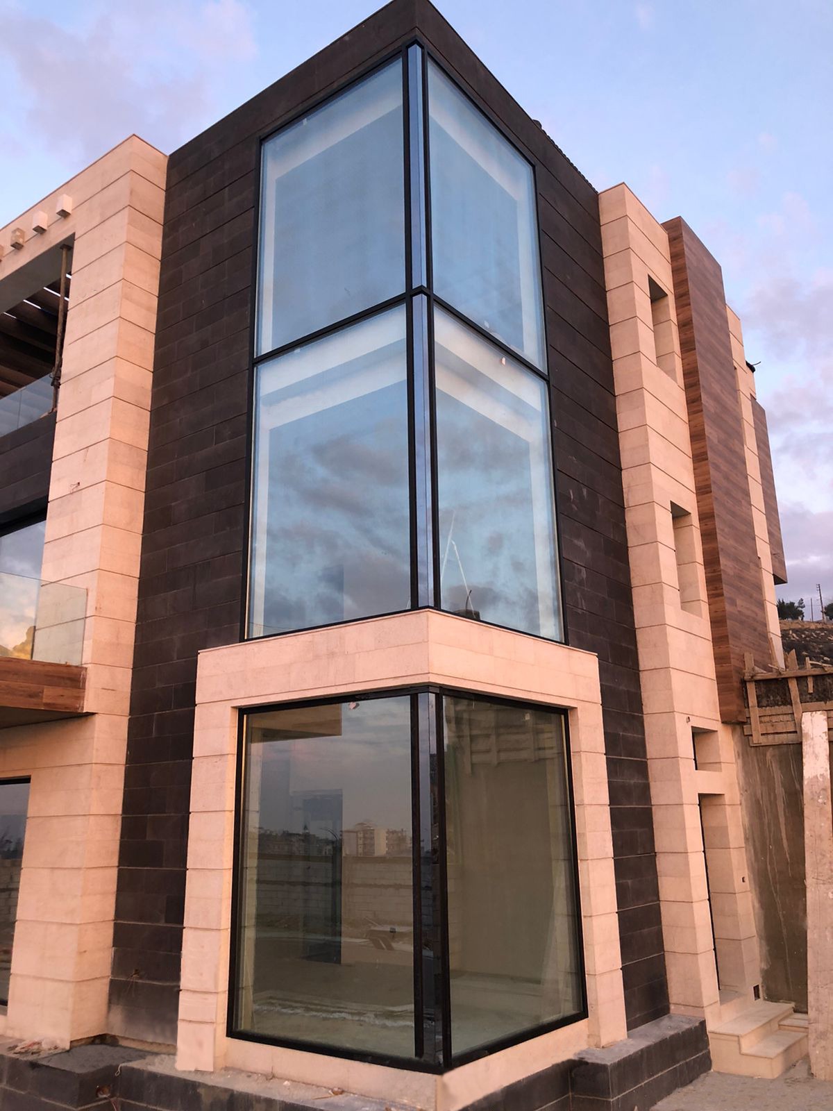 Aluminum Glass & Doors project slot 1